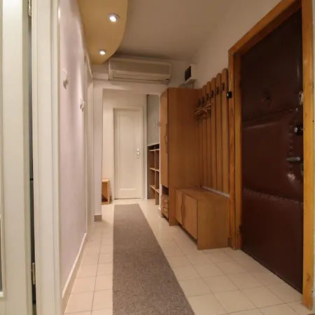 Patricia Apartment *